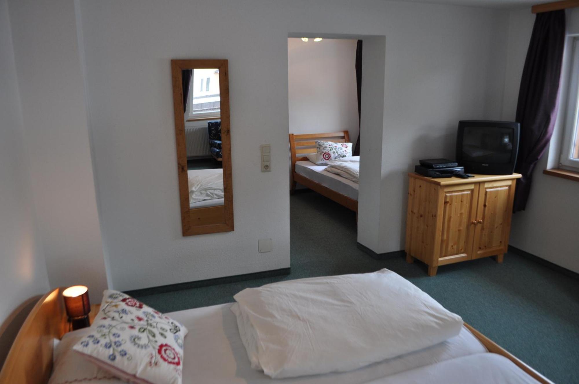 Ski Lodge Jaktman Bad Gastein Room photo
